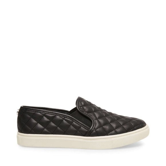 Steve Madden Ecentrcq Black Slip On Quilted Sneakers - Picture 5 of 7